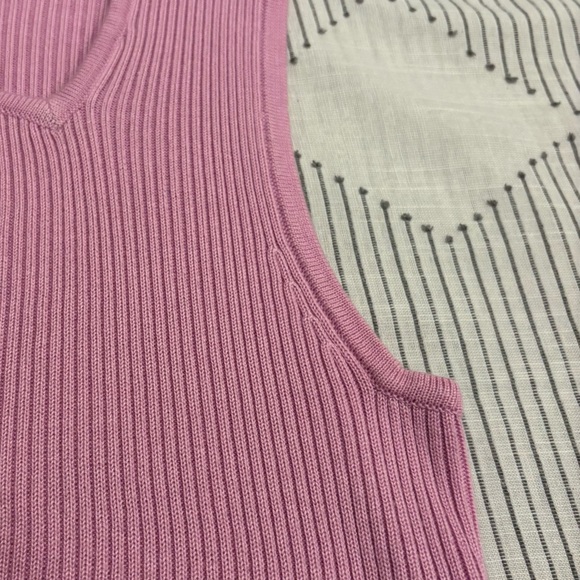 Croft & Barrow Pink Ribbed Tank Top - Picture 3 of 10